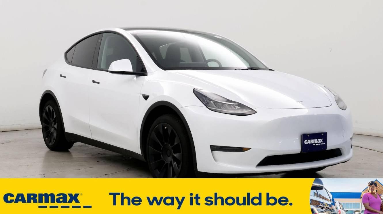 TESLA MODEL Y 2023 7SAYGDEE8PA079603 image